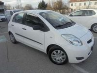 Gebraucht Toyota Yaris 69 PS (50 kW) 2011 Weiß Kleinwagen