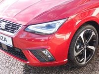 Gebraucht Seat Ibiza FR 95 PS (69 kW) 2024 Mittelrot  metallic Kleinwagen