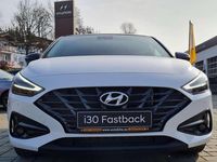 gebraucht Hyundai i30 Fastback 1,5 T-GDi 48V Edition 30 Plus DCT Aut.