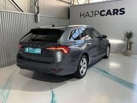 gebraucht Skoda Octavia Combi 2,0 TDI Style DSG /AHK/8 fach/R-Kam