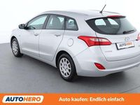 Gebraucht Hyundai i30 99 PS (72 kW) 2015 Silber Kombi