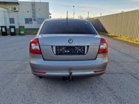 gebraucht Skoda Octavia 1,6 Elegance TDI CR DPF Tempomat,Sitzheizung