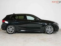 gebraucht BMW 118 i M Sport Autom. *SHADOW*2ZONE*SHZ*RFK*