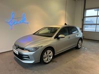 Neu VW Golf VIII 115 PS (84 kW) 2026 Silber  metallic Limousine