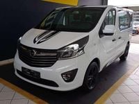 Gebraucht Opel Vivaro Sport 146 PS (107 kW) 2017 Weiß Van / Kleinbus