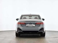Gebraucht BMW 520 M Sport 197 PS (144 kW) 2025 Grau Limousine