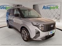 Neu Ford Tourneo Courier Titanium 125 PS (91 kW) 2026 Grau Van / Kleinbus