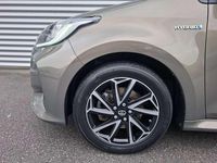 gebraucht Toyota Yaris 1,5 VVT-i Hybrid Design