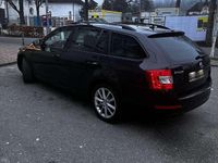 Gebraucht Skoda Octavia Ambition 110 PS (80 kW) 2016 Kleinwagen