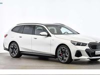 Gebraucht BMW 530e M Sport 190 PS (139 kW) 2024 Mineralweiß Kombi