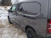 Gebraucht Opel Combo Enjoy 131 PS (96 kW) 2023 Grau Van