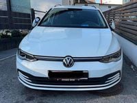 Gebraucht VW Golf VIII Life 116 PS (85 kW) 2021 Weiß Kombi