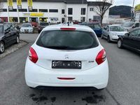 gebraucht Peugeot 208 Active