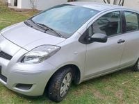 Gebraucht Toyota Yaris Luna 69 PS (50 kW) 2009 Grau Kleinwagen