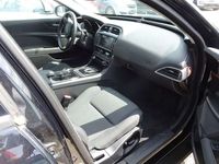 gebraucht Jaguar XE 20d Pure Aut. MOTORSCHADEN!!