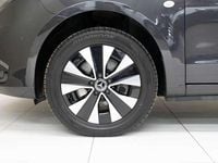 Gebraucht Mercedes Vito 163 PS (119 kW) 2023 Grau Van
