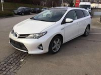 Gebraucht Toyota Auris Touring Sports Lounge+ 99 PS (72 kW) 2014 Weiß Kombi