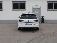 Gebraucht VW Passat Elegance 200 PS (147 kW) 2022 Weiß Kombi