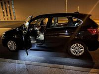 Gebraucht BMW 218 Active Tourer Luxury Line 150 PS (110 kW) 2015 Van / Kleinbus