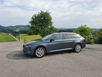 Gebraucht Skoda Superb Style 150 PS (110 kW) 2017 Grau Kombi