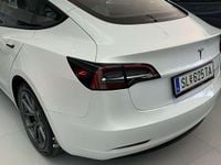 Gebraucht Tesla Model 3 152 kW (208 PS) 2022 Weiß Limousine