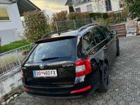 gebraucht Skoda Octavia OctaviaCombi 16 TDI Ambition DSG Ambition