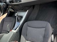 gebraucht BMW 320 320 d Touring Aut.