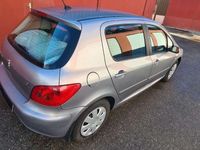 gebraucht Peugeot 307 HDi 90 Esplanade