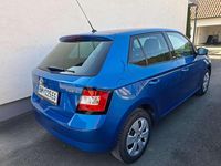 Gebraucht Skoda Fabia Joy 60 PS (44 kW) 2016 Blau Limousine