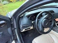 gebraucht Jaguar XE XE20d Prestige Aut. Prestige