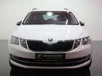 gebraucht Skoda Octavia Combi 20 TDI Ambition DSG / Lenkradheizung / S...