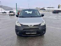 Gebraucht Hyundai i10 65 PS (47 kW) 2010 Silber Kleinwagen