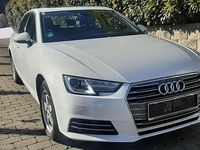 Gebraucht Audi A4 150 PS (110 kW) 2018 Weiß Limousine
