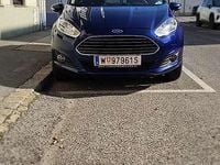 Gebraucht Ford Fiesta 101 PS (74 kW) 2014 Blau Kleinwagen