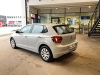 Gebraucht VW Polo Comfortline 95 PS (69 kW) 2019 Weiss  metallic Limousine