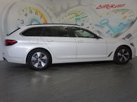 gebraucht BMW 520 d 48 V Touring xDrive Aut. *LED, NAVI, AHK*
