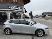 gebraucht Volvo V40 D3 Kinetic*NAVI*Winterpaket*AHK*