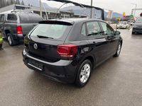 Gebraucht VW Polo Comfortline 95 PS (69 kW) 2020 Schwarz  metallicperleffektno Limousine