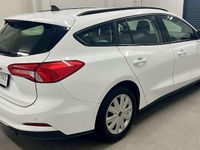 gebraucht Ford Focus Traveller 15 EcoBlue Trend*AHK*Parksensoren*Bl...