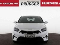 Neu Kia Ceed Silver 99 PS (72 kW) 2025 Weiß Kleinwagen