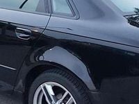 Gebraucht Audi A4 116 PS (85 kW) 2006 Schwarz Limousine