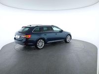 gebraucht Skoda Superb Combi 4x4 L&K TDI SCR DSG
