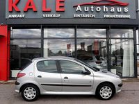Gebraucht Peugeot 206 75 PS (55 kW) 2009 Grau Limousine