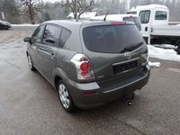 gebraucht Toyota Corolla Verso 2,2 D-4D 135 Linea Austria Ds.