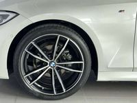 gebraucht BMW 318 d M-Sport Ö-Paket *LASER*SchiebeD*360°K*H&K*19''