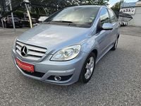 Gebraucht Mercedes B200 136 PS (100 kW) 2010 Blau Van / Kleinbus