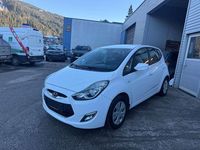 Gebraucht Hyundai ix20 90 PS (66 kW) 2011 Weiß Kleinwagen