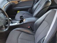 gebraucht Mercedes E320 Avantgarde Sport 4MATIC CDI Aut.