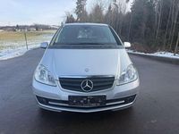 Gebraucht Mercedes A180 116 PS (85 kW) 2011 Grau Kleinwagen