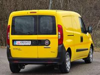Gebraucht Fiat Doblò Basis 90 PS (66 kW) 2016 Gelb Van / Kleinbus